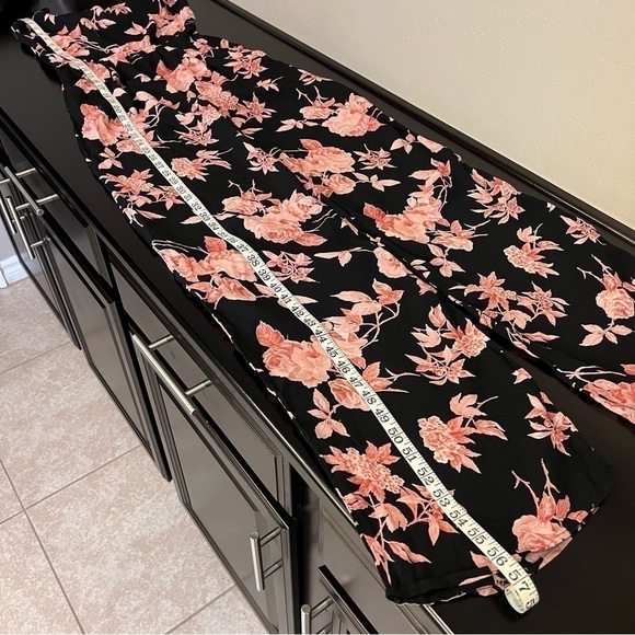 Flynn Skye Amanda Jumper, strapless, backless, floral print, size 2 (S) - Picture 12 of 13